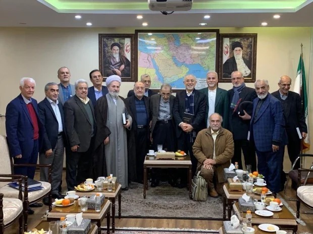 علی اکبر ولایتی : درباره شرایط نامساعد جسمانی ، بیوگرافی و فرزندانش (+عکس) علی اکبر ولایتی : درباره شرایط نامساعد جسمانی ، بیوگرافی و فرزندانش (+عکس)