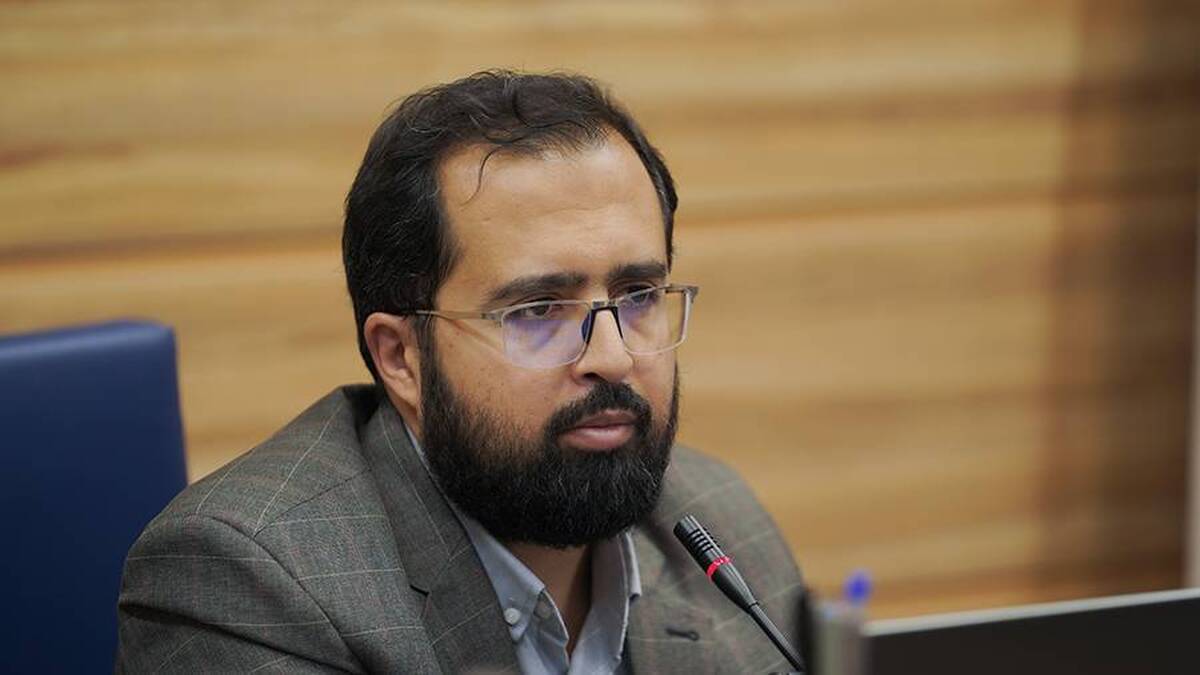 بنیاد ملی نخبگان از بروکراسی‌های مرسوم دولتی پرهیز دارد