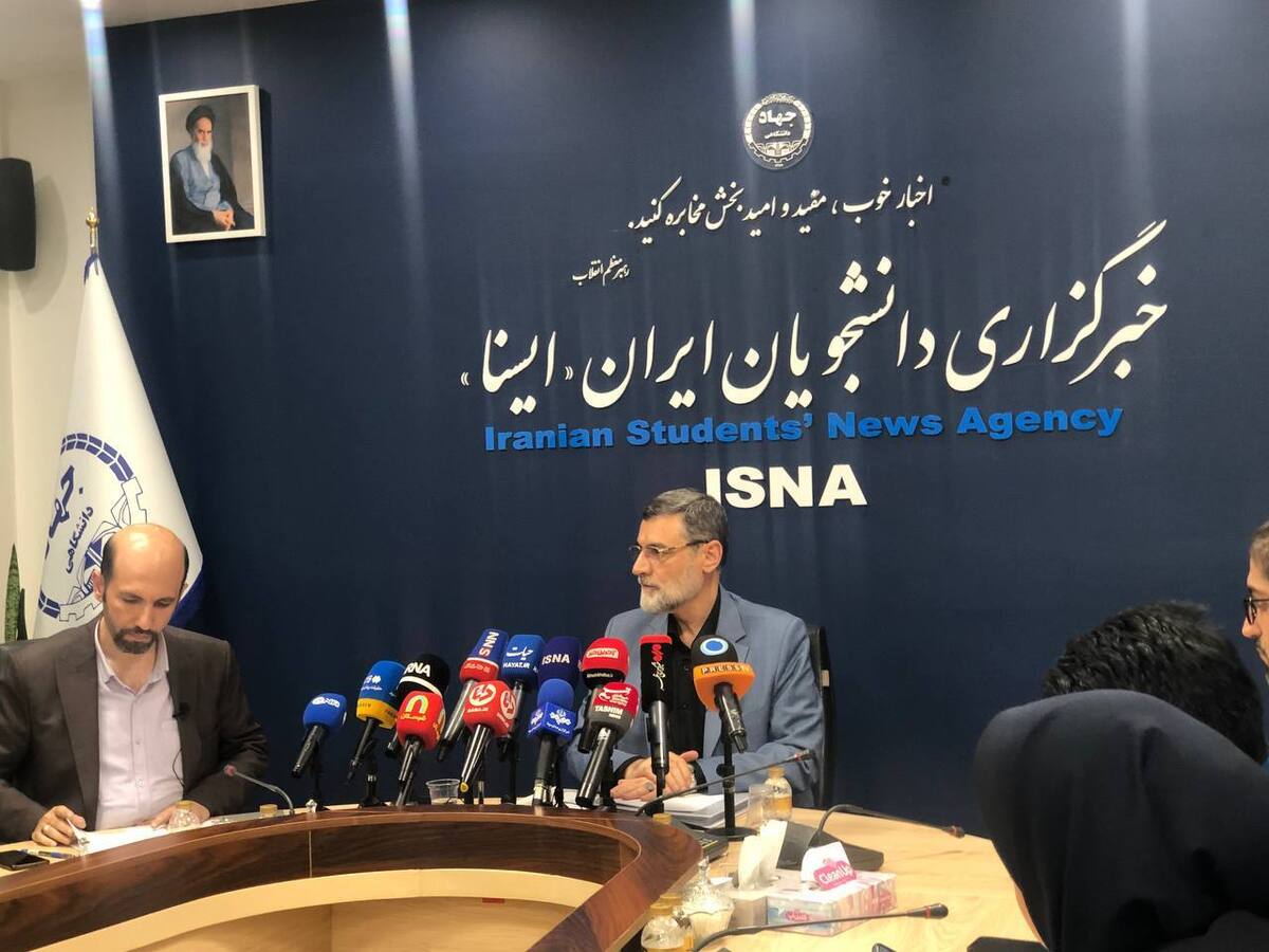 جوانگرایی به معنای کیف کشی و پیروی جوانان از یک پیر نیست